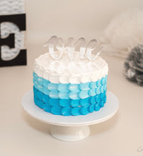 Load image into Gallery viewer, Bead Piped Smash Cake
